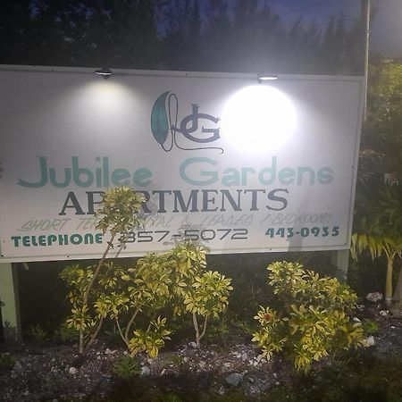 Jubilee Gardens Freeport Hotell Exteriör bild